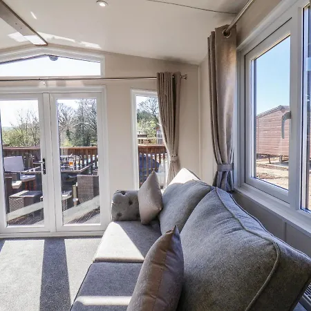 Honeysuckle Ferienhaus *