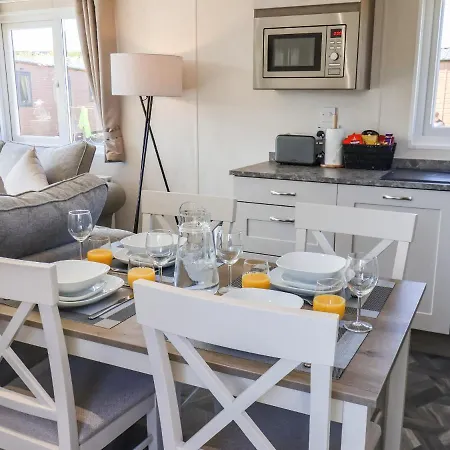 Honeysuckle Holiday home *